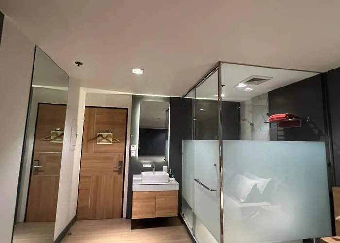 303 Casa Sienna, Real Suites