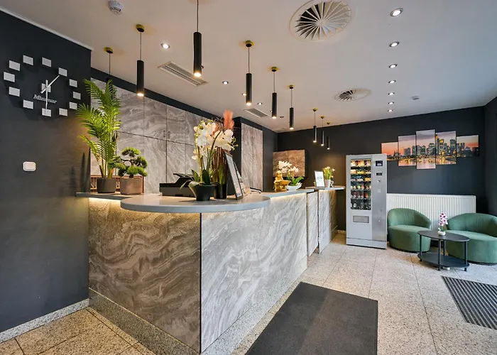 Hotel Miramar Am Roemer
