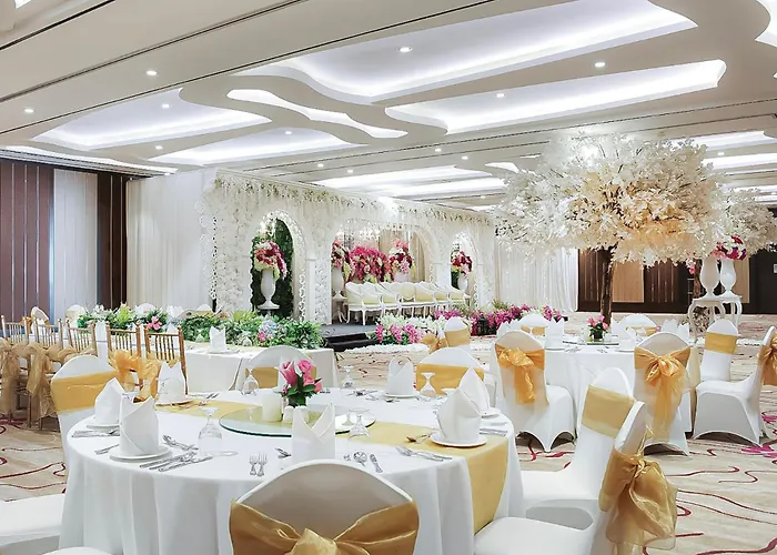 Crowne Plaza Bandung, an IHG Hotel