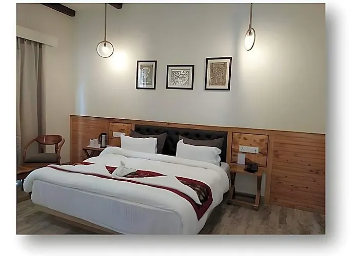 The Tiger Groove Corbett Resort