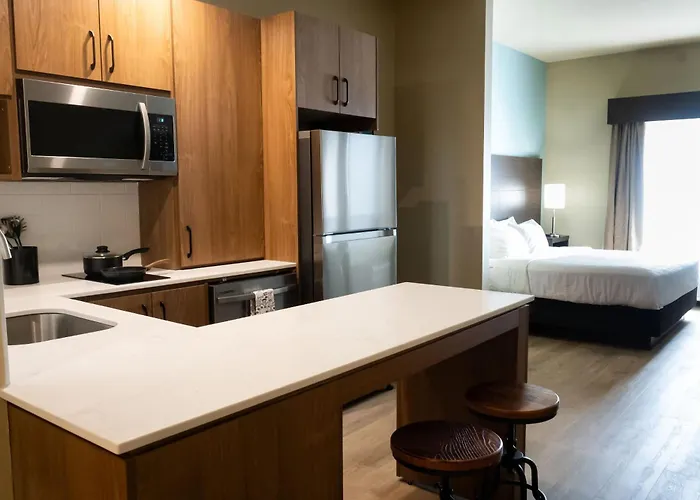 Best Western Plus Dartmouth Hotel&Suites
