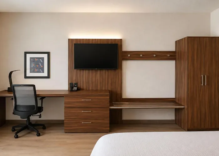 Holiday Inn Express & Suites - Playa Del Carmen By Ihg