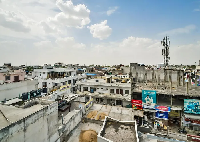 Hotel O Tirupati Residency Kota Airport