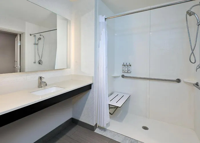 Holiday Inn Express Hotel & Suites Ann Arbor West By Ihg