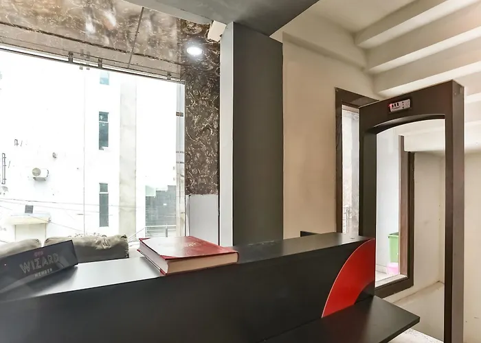 Hotel O Happy Inn