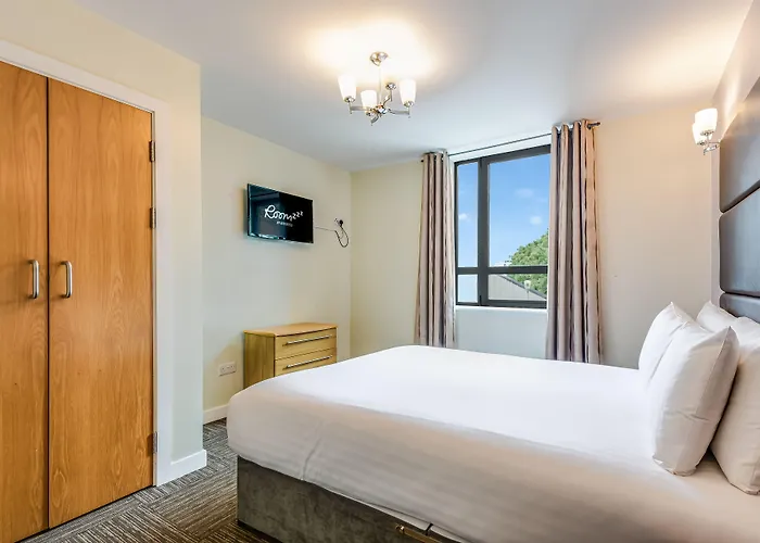 Roomzzz Leeds Headingley