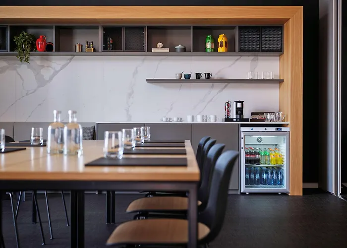 Adina Apartment Hotel Cologne