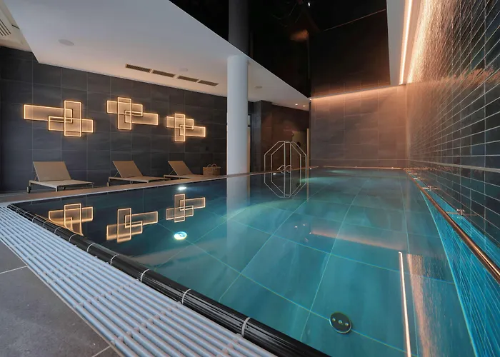 Adina Apartment Hotel Cologne