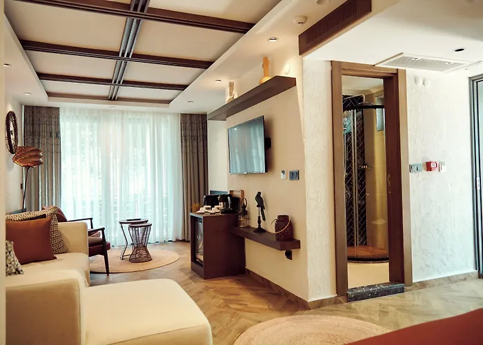 Parmos Otel