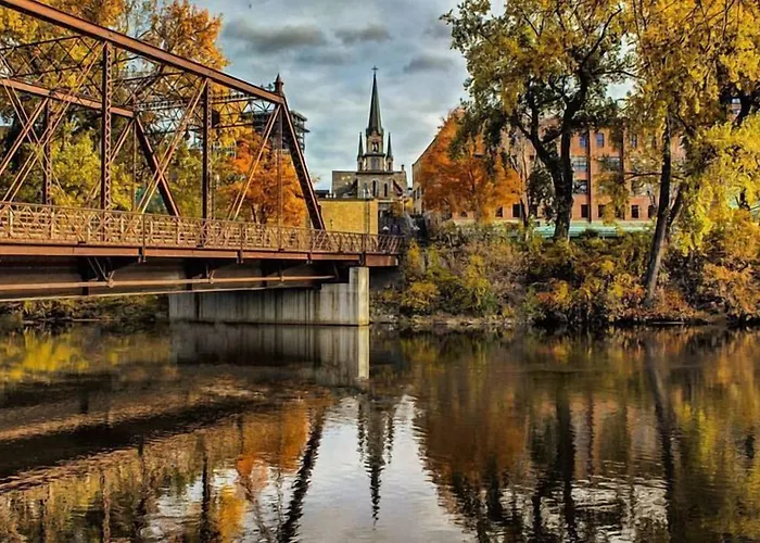 Nicollet Island Inn