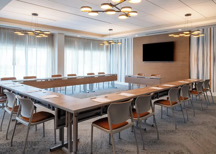 Hotel Indigo Detroit North - Troy By Ihg