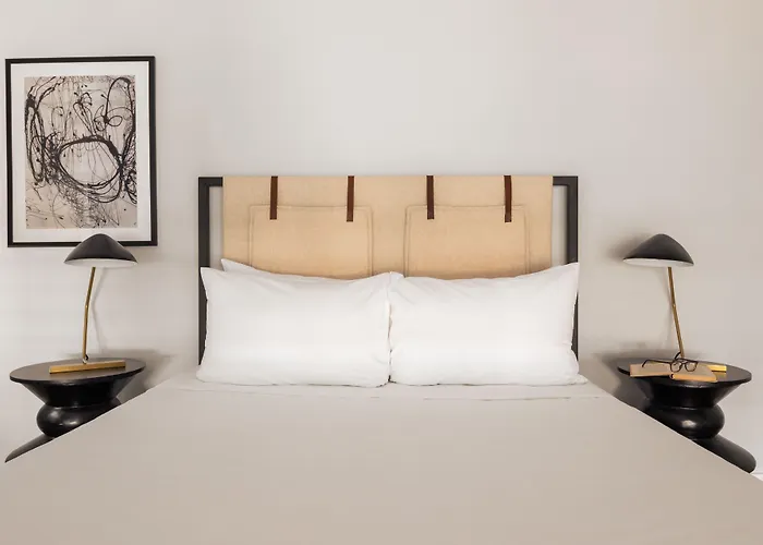 Sosuite At The Vine - Old City