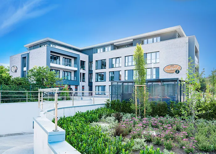 Stadthotel Lohne, Self Check-in&entspannt im Café frühstücken