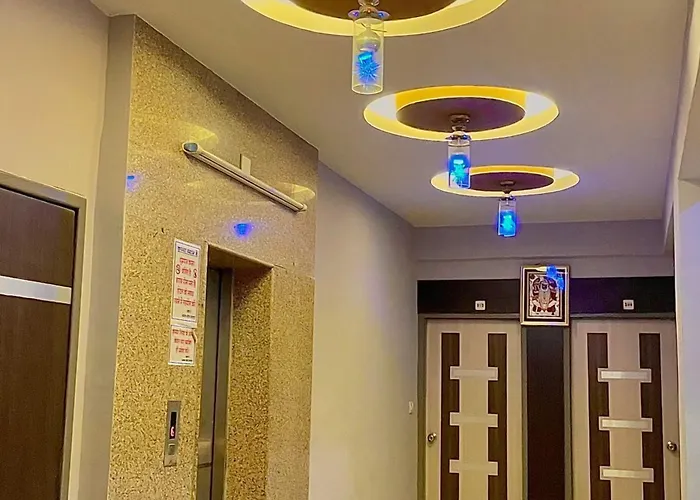 Hotel Ashapura Palace