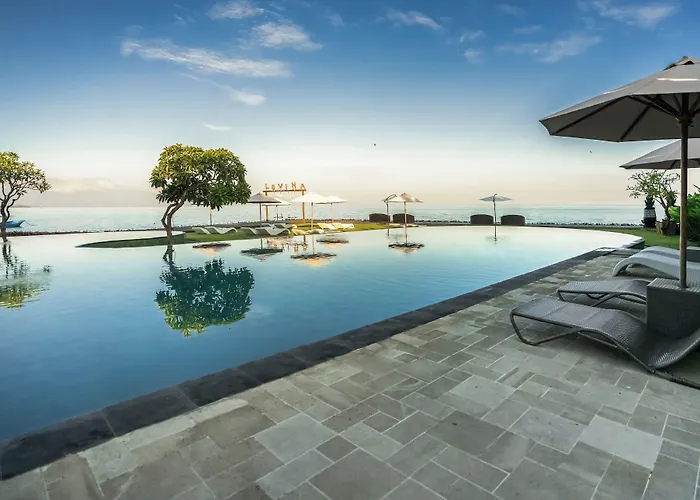 Lovina Beach Club&Resort
