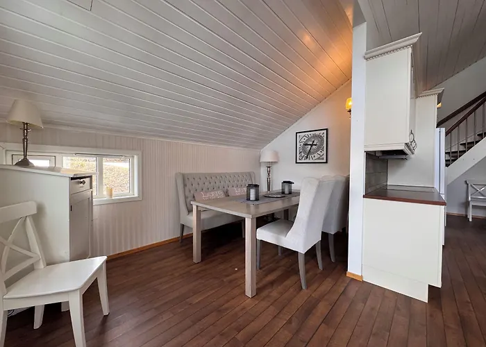 Arctic Inn