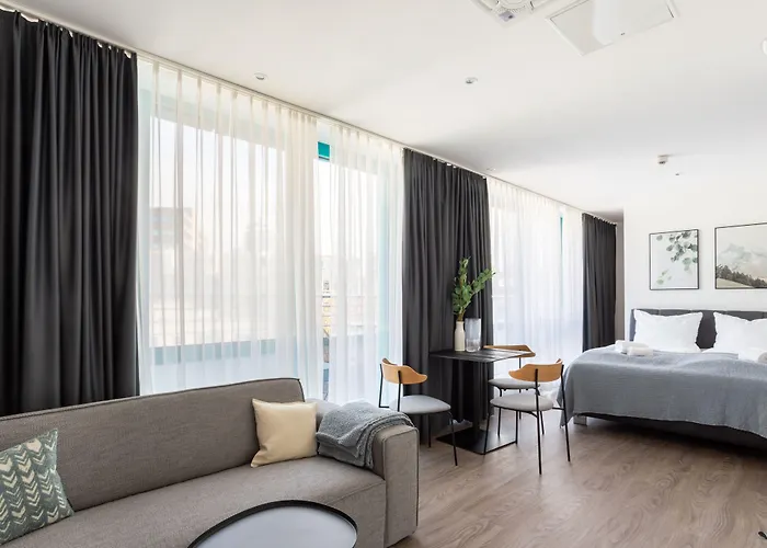 Limehome Koeln Friesenplatz - Digital Access