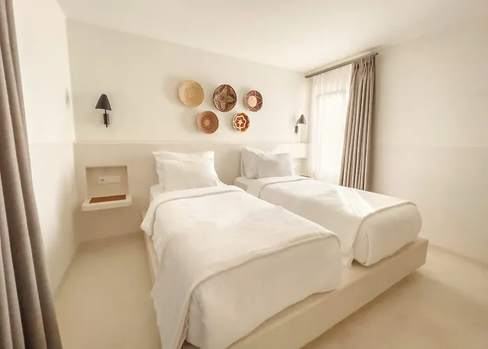 Pilos Suites
