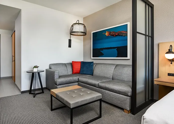 Hyatt Place Pena Station/Denver Airport