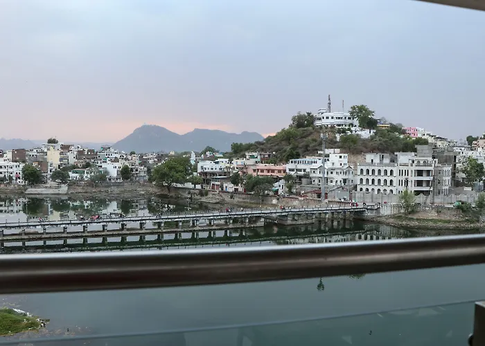 Rajdarshan - A Lake View Hotel In Udaipur