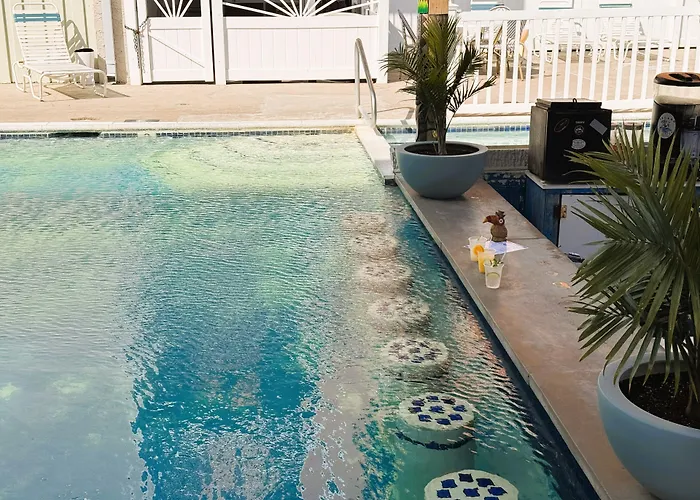 Oceanic Hotel