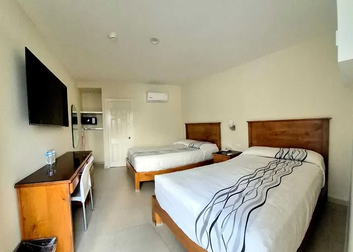 Hotel Baja
