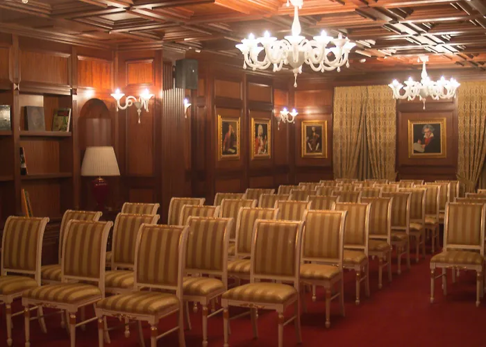 Hotel Opera
