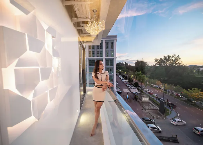 Ritz Residence - A Member of The Luxury Hotel Group