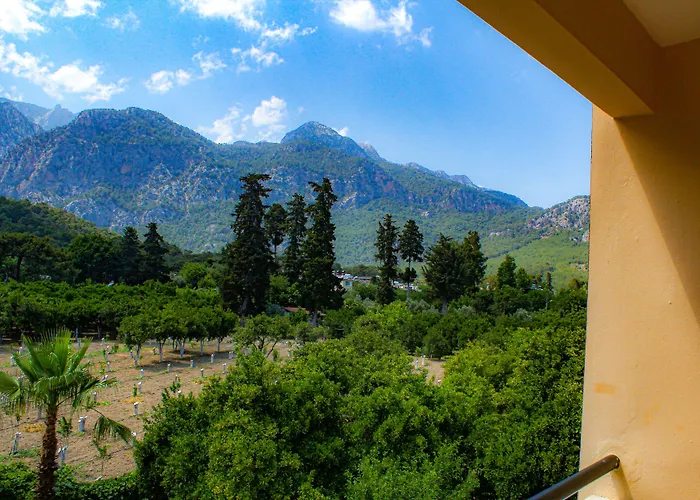 Castle Park Hotel