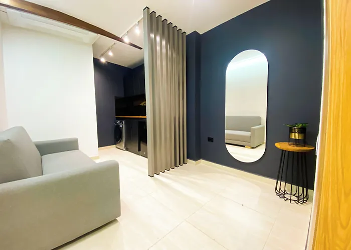 Maidy Luxury Hotel