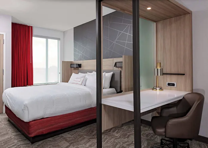 Springhill Suites By Marriott Kansas City Plaza