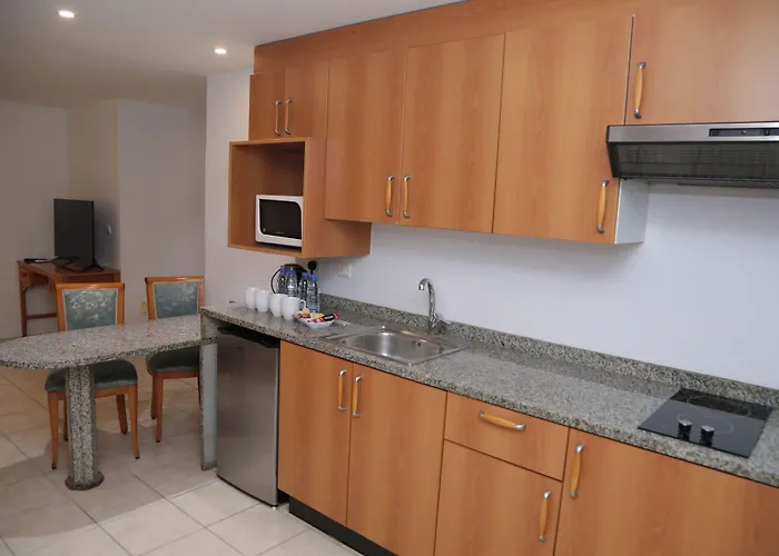 El Sheikh Suites Hotel