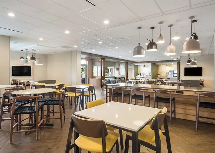 Fairfield Inn & Suites By Marriott Dallas Plano/Frisco