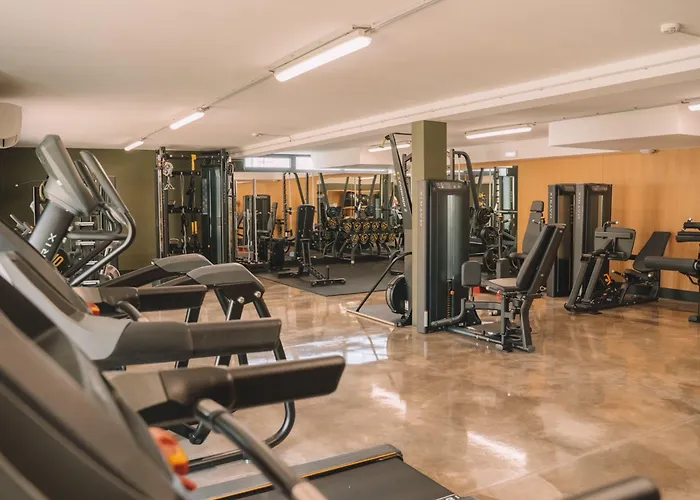 Bfresh Hotel - Padel, Pool & Fitness - Adults Only