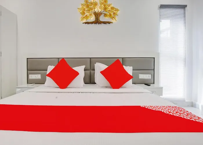 Hotel O Sky White House