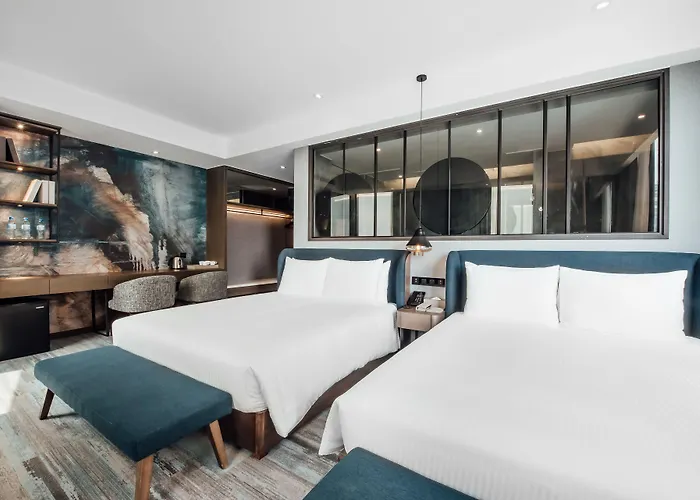 Harbour 10 Hotel