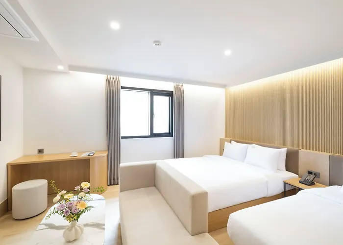 Busan H-AVENUE Hotel Seomyeon Station