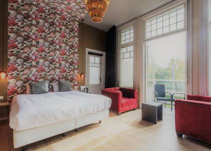 Rijksmonument Hotel De Sprenck - Including Free Private Parking