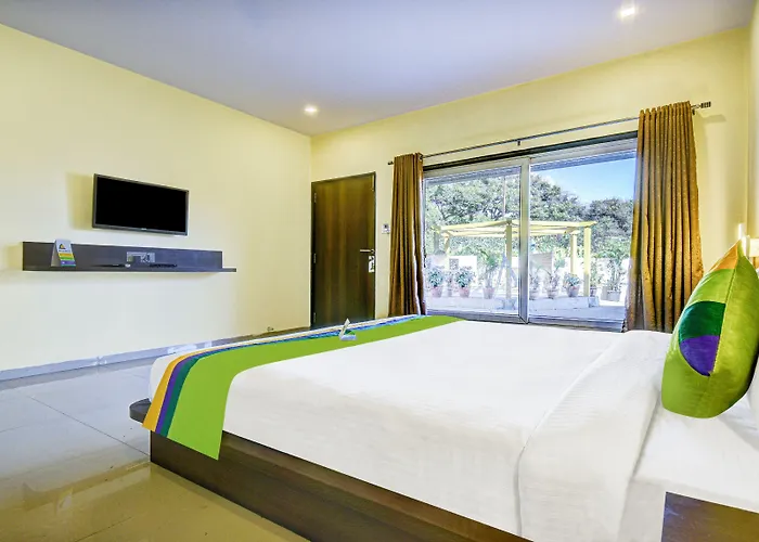 Treebo Jp Cottage With Swimming Pool