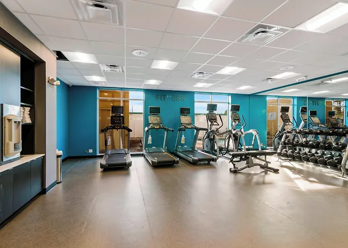 Fairfield Inn & Suites By Marriott St Petersburg North