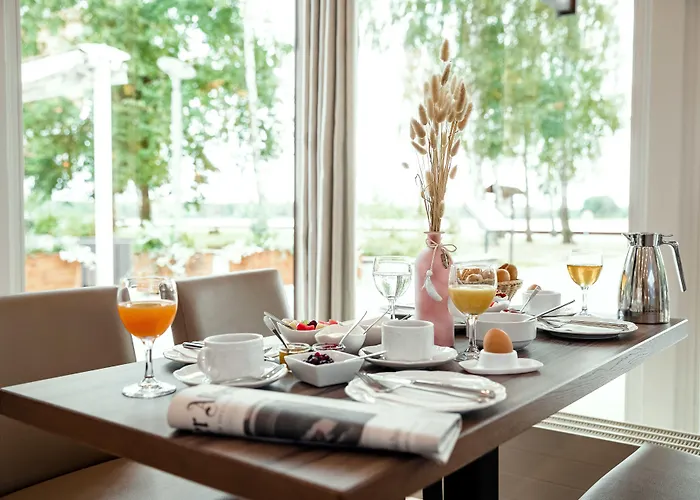 Seehotel am Tankumsee