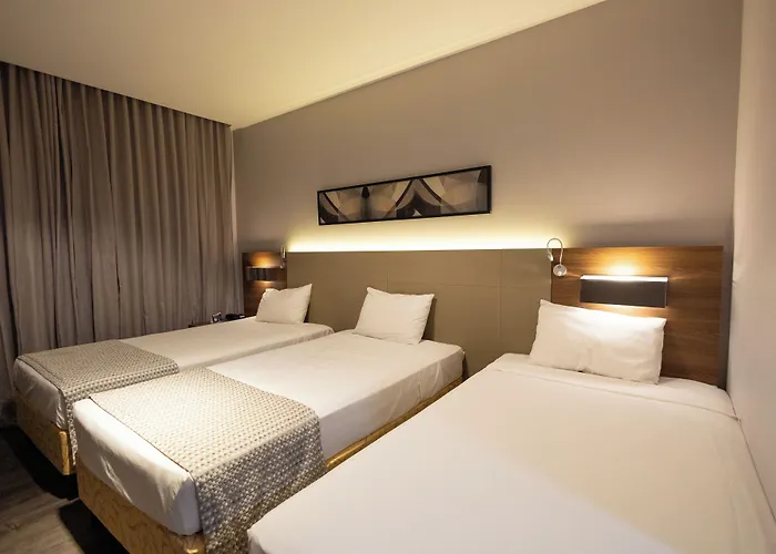 Jl Hotel By Bourbon