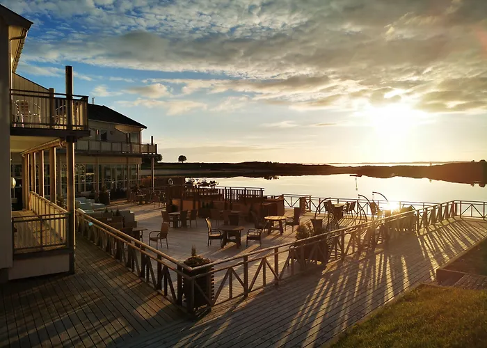 Kjerringoy Bryggehotell