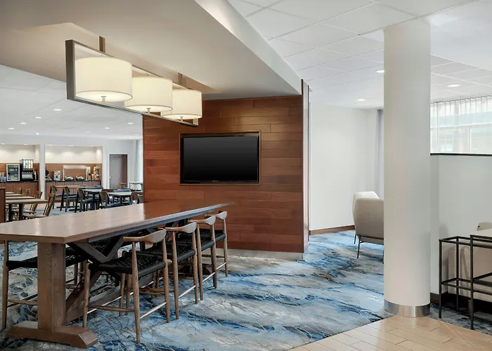 Fairfield Inn & Suites By Marriott Cincinnati Uptown/University Area