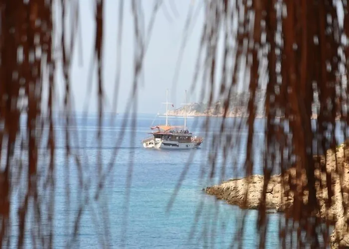 Caretta Hotel