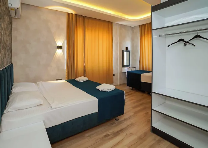 Miss Cleopatra Hotel