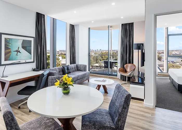 Meriton Suites Mascot Central