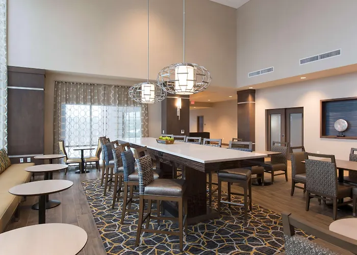Hampton Inn & Suites Grand Rapids Downtown