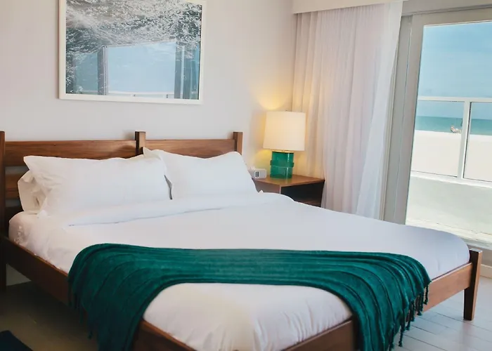 Tides Inn Hotel