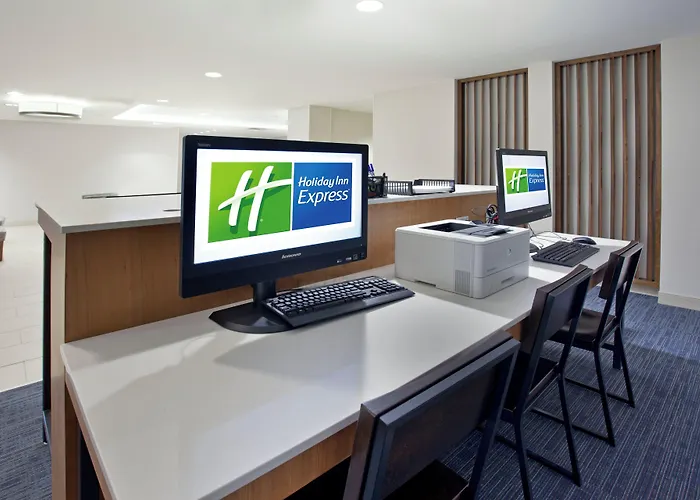 Holiday Inn Express Hotel & Suites Austin Downtown - University By Ihg